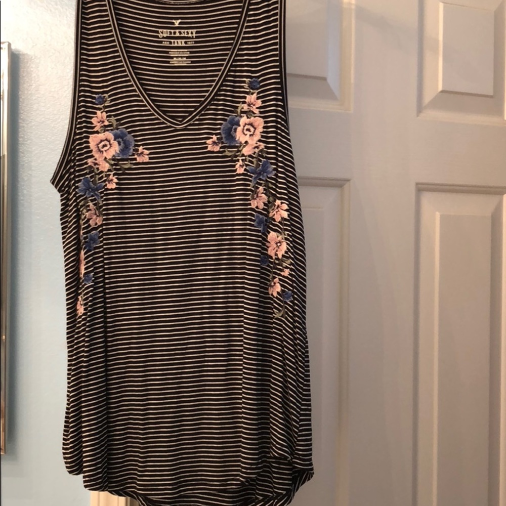 American Eagle embroidered tank
